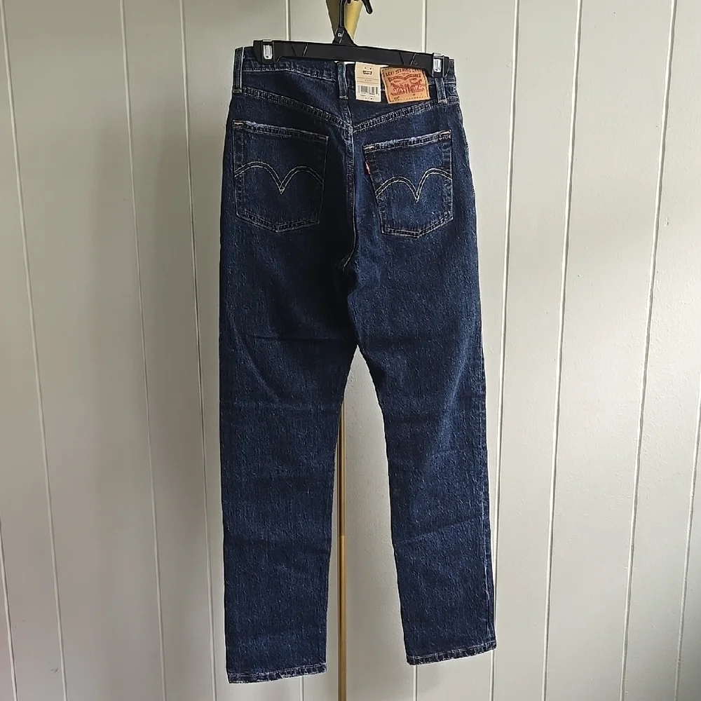 501 Levi's Classic Indigo Jeans